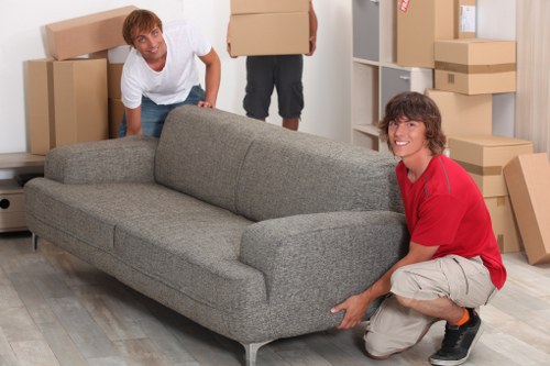 Clean and flexible storage unit available in Dagenham